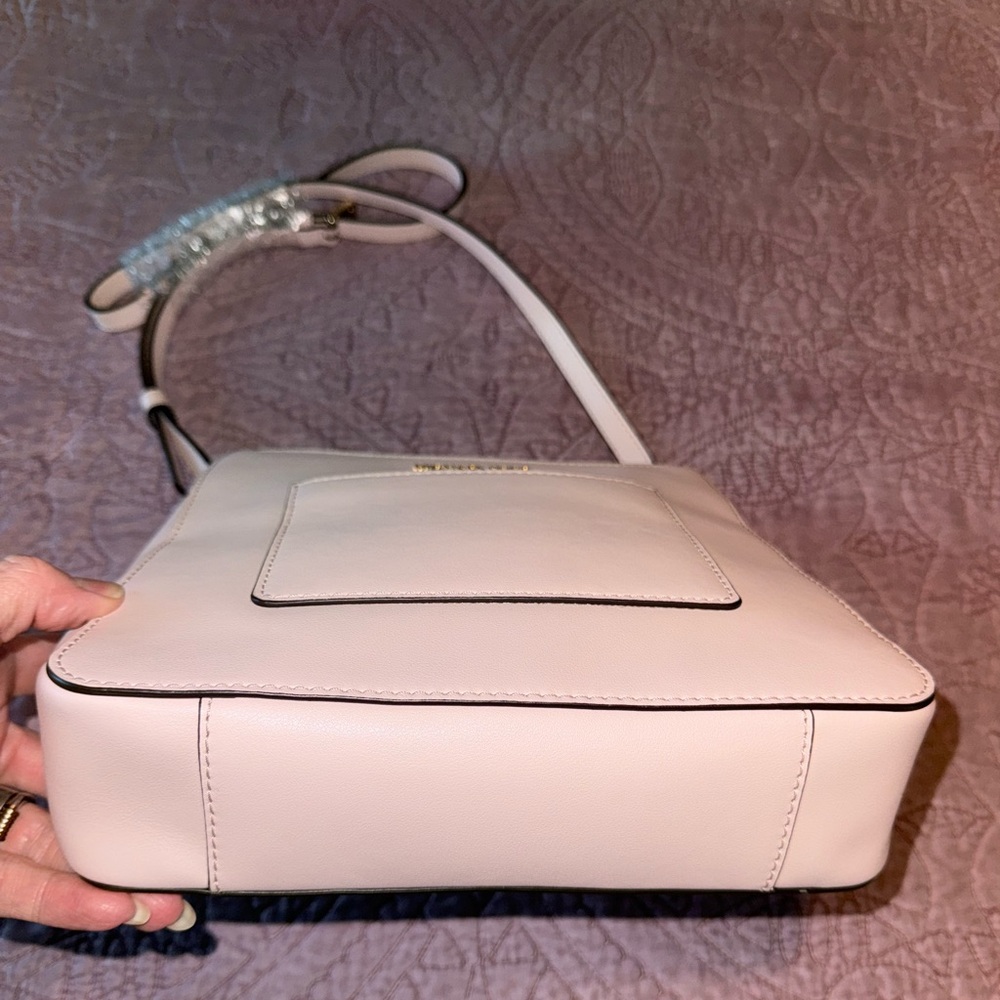 Michael Kors Blush Gloria Crossbody Bag - Picture 16 of 16